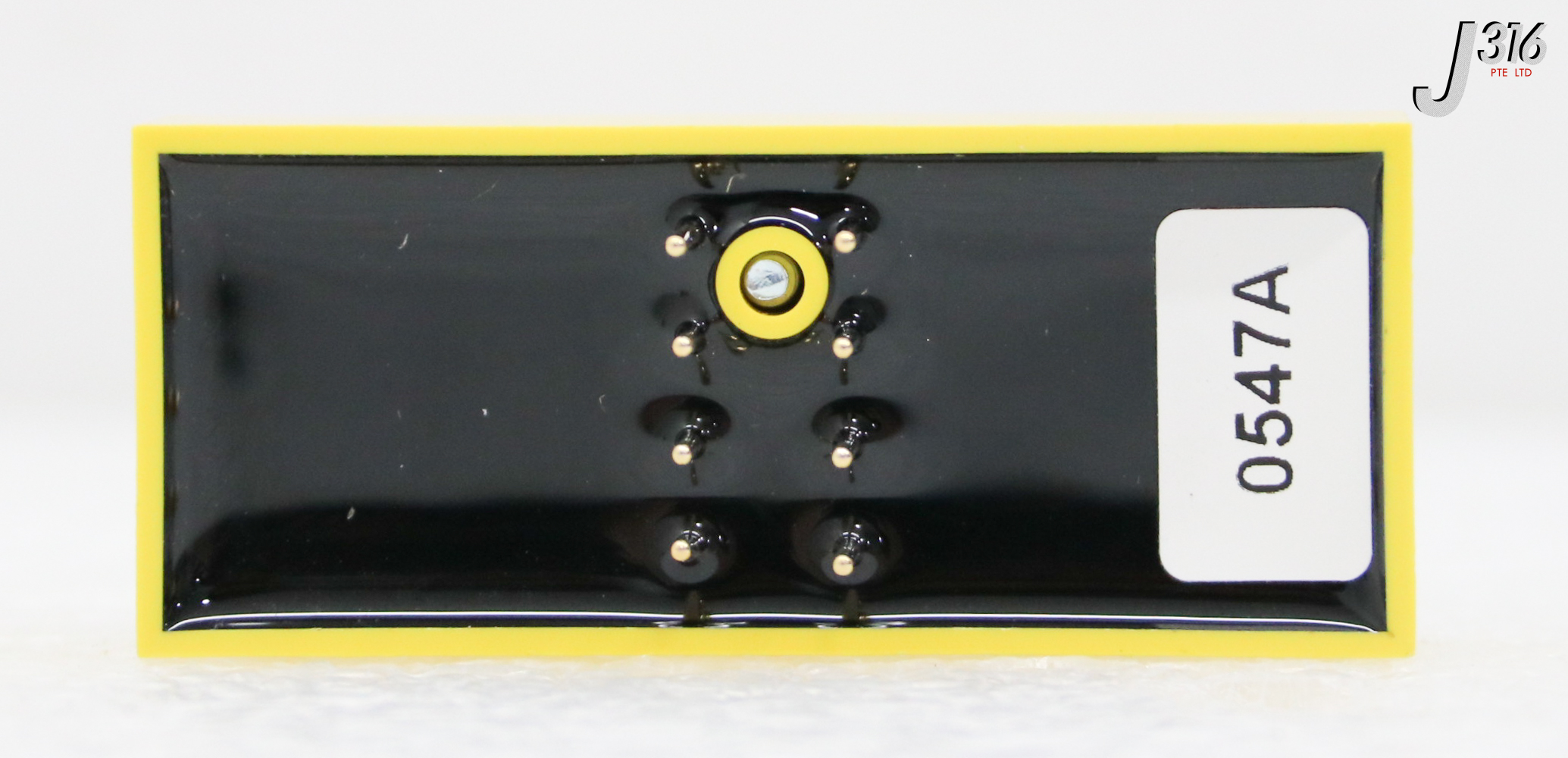 35438 BANNER MODULATED PHOTOELECTIC AMPLIFIER, P/N: 33168 (NEW